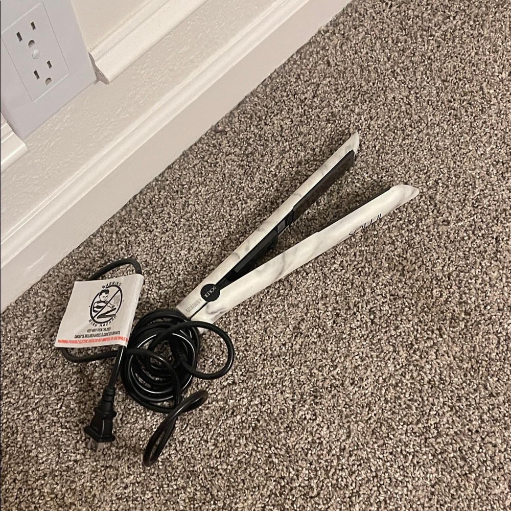Soleil Marble Hair Straightener